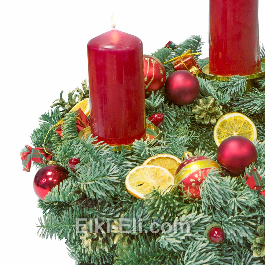 Новогодний венок "Магия рождества" из лапника Пихты Нобилис со свечами (цвет:красный), хвоя, фото