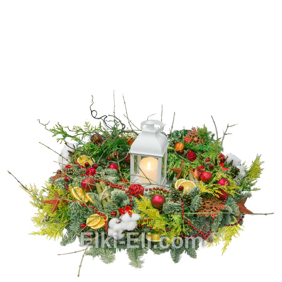 Новогодний венок "Рождественские вечера" из лапника Пихты Нобилис с электрическим фонарем (цвет:белый), фото
