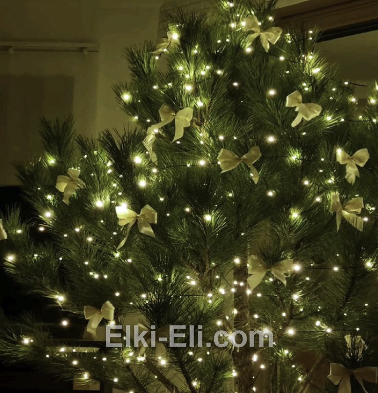 Новогодняя атмосфера вместе с сосной крымской