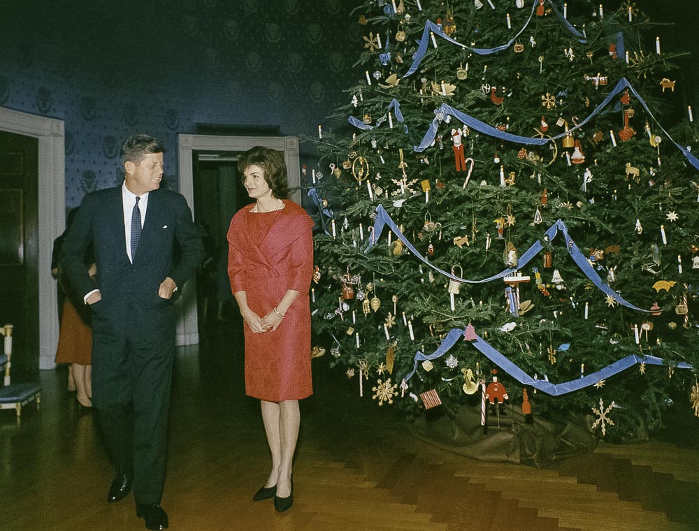 <Рождественская елка - Бальзамическая пихта в Белом Доме в 1961 году