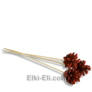 Цветная сосновая шишка на палочке (красная), фото